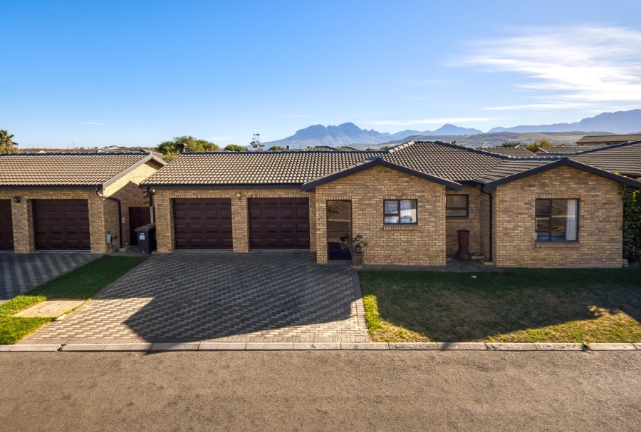 3 Bedroom Property for Sale in Fairview Golf Estate Western Cape